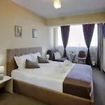 بيت ضيافة White House 4*