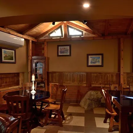 فندق The White House بلوفديف