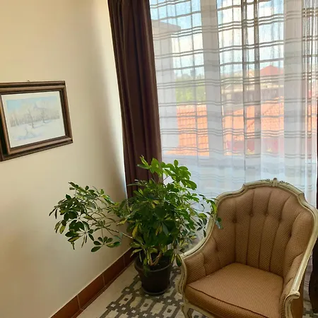 The White House بلوفديف