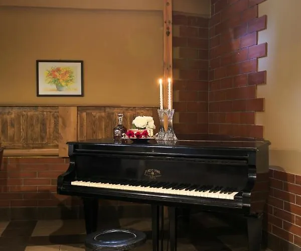 The White House 4* 플로브디프