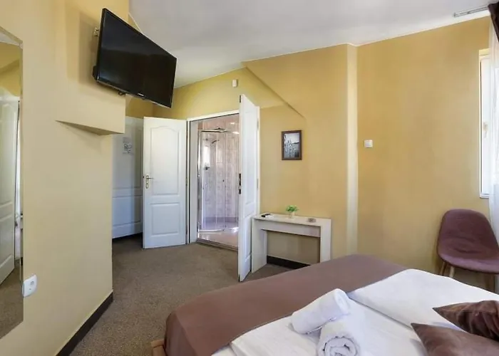 The White House 招待所